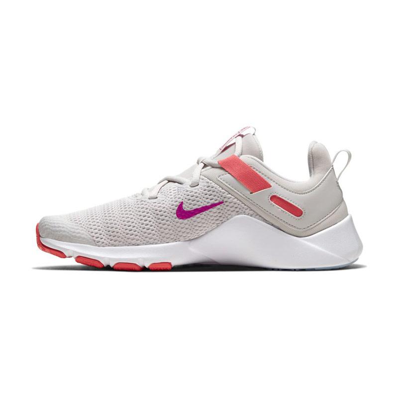 Tenis para Entrenamiento Nike Legend Essential de Mujeres | Innovasport