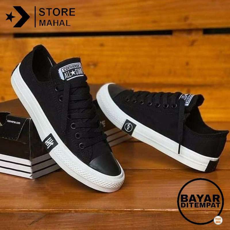 Sepatu kets converse shop all star hitam