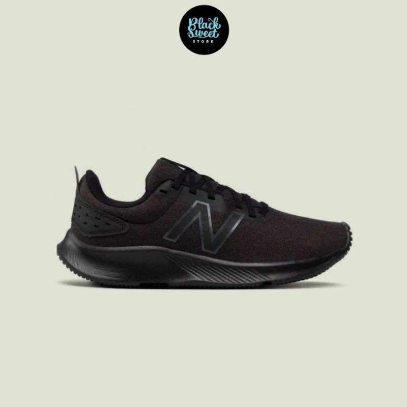 New balance full black deals