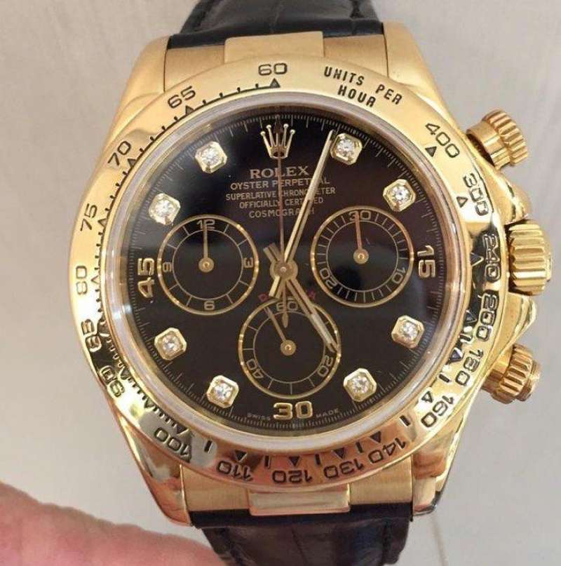 Jual ROLEX COSMOGRAPH DAYTONA 116518 18K Solid Gold Case Bezel