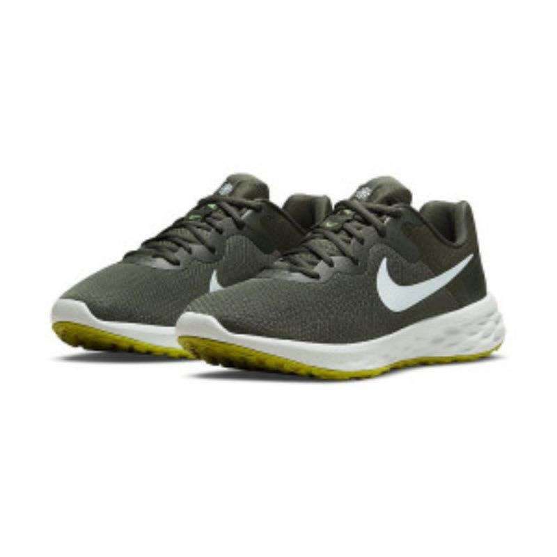 Nike revolution clearance 4 harga