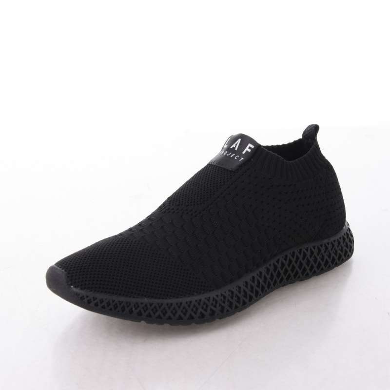Sepatu top slip on