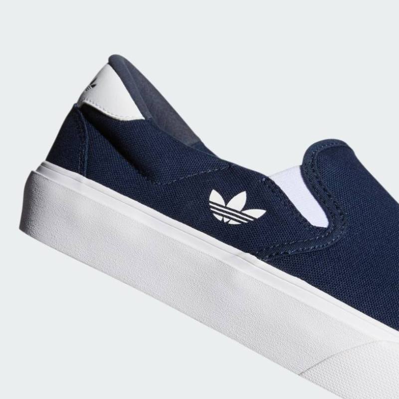 Jual adidas Court Rallye Slip Originals Shoes Sepatu Olahraga Pria [FY4552]  di Seller Blibli.com - Kota Jakarta Barat, DKI Jakarta | Blibli