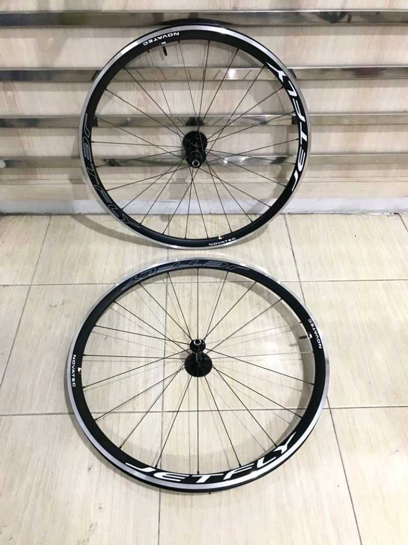 Wheelset novatec 700c cheap