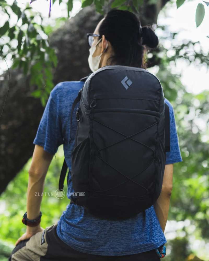 Black diamond magnum 20 pack hotsell