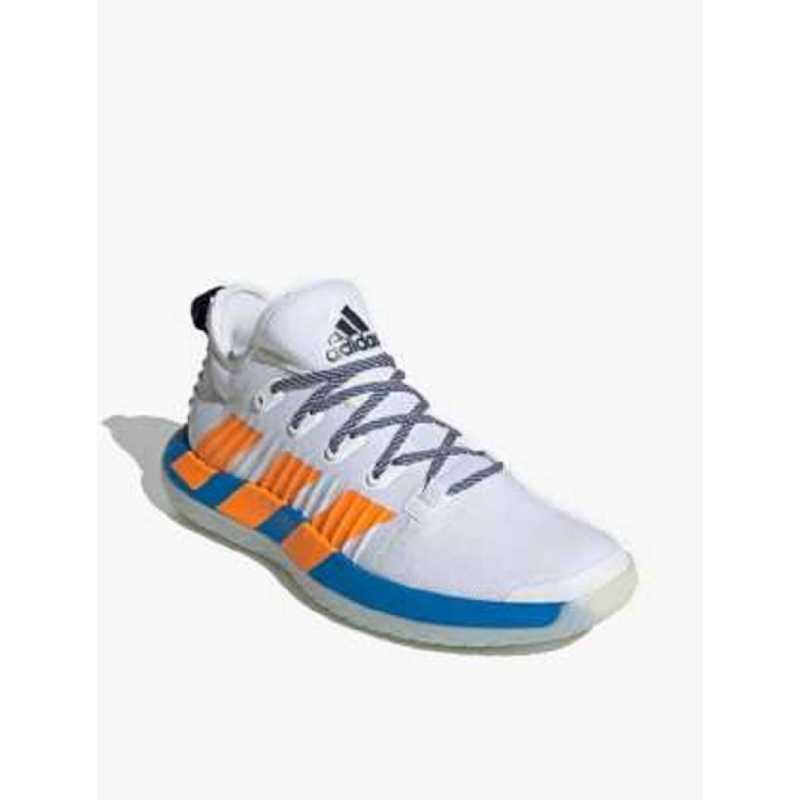 can basketball shoes be used for badminton