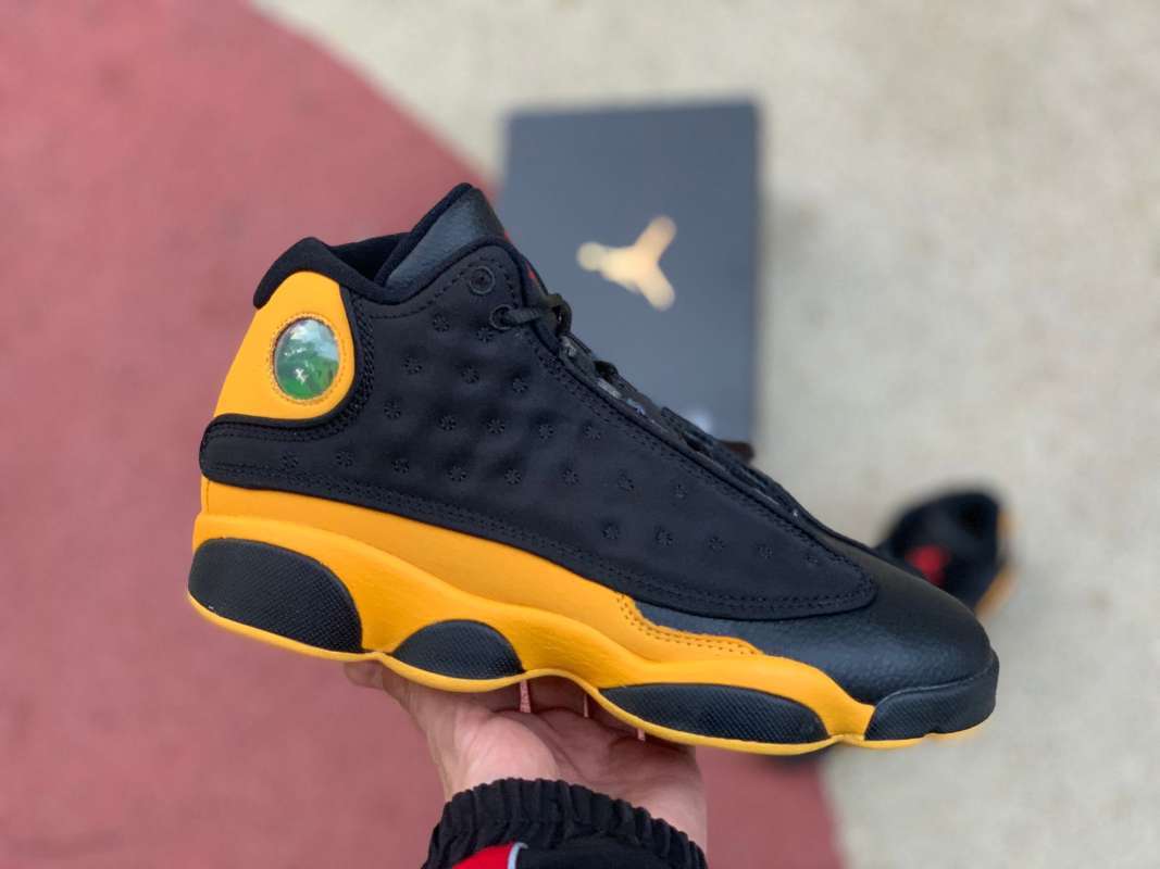 retro 13 shoes