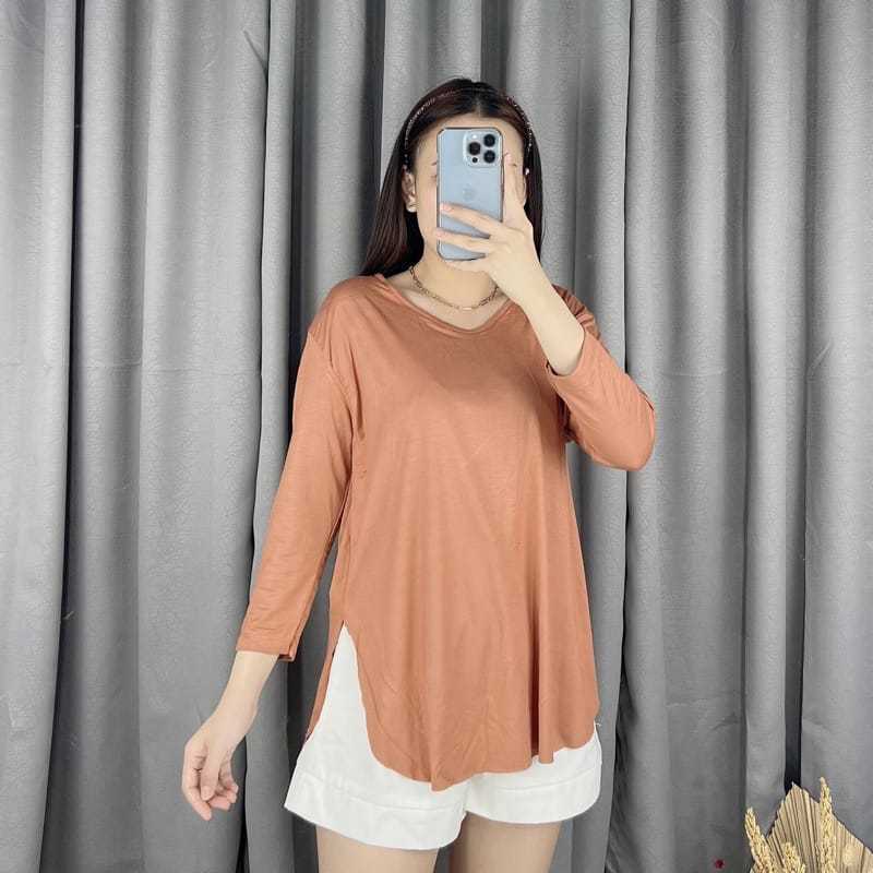 Kaos oversize lengan 7/8 Kaos jumbo lengan panjang blouse oversize slit  atasan wanita kaos polos