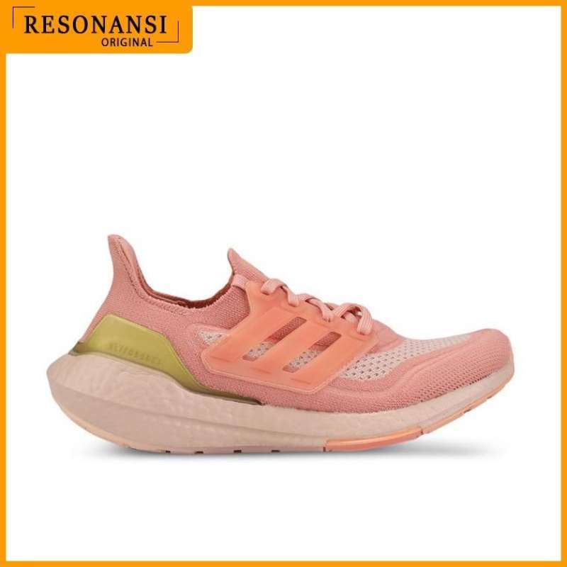 Sepatu sport deals adidas untuk wanita