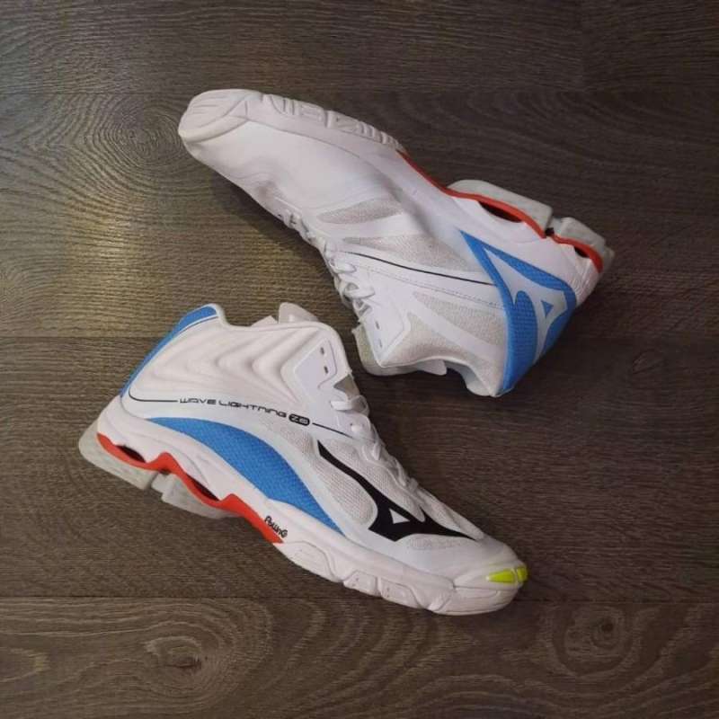 Mizuno wave lightning z4mid on sale