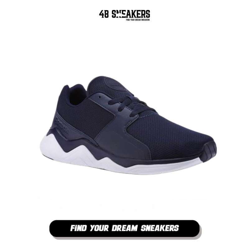 Reebok nova hotsell