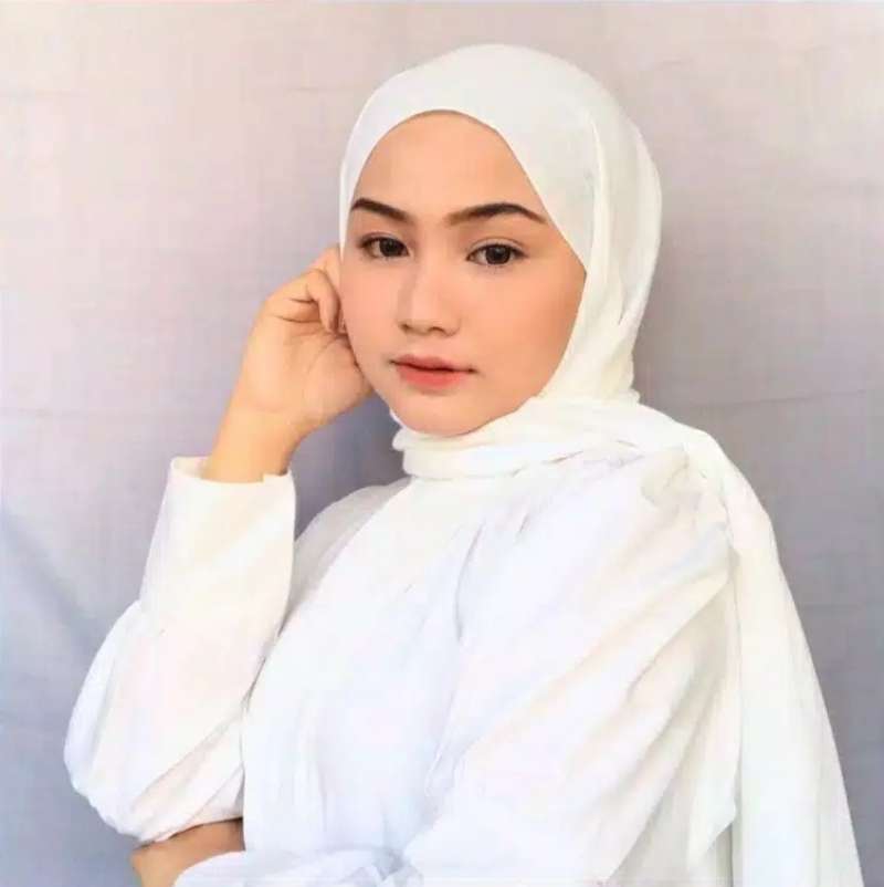 Jual Clothes Pashmina Putih Tali Ceruty Babydoll Pashmina Tali Putih Hpashmina Hitz Ukuran 175x75 Online Februari 2021 Blibli Di video kali ini aku bikin tutorial pashmina!! clothes pashmina putih tali ceruty babydoll pashmina tali putih hpashmina hitz ukuran 175x75
