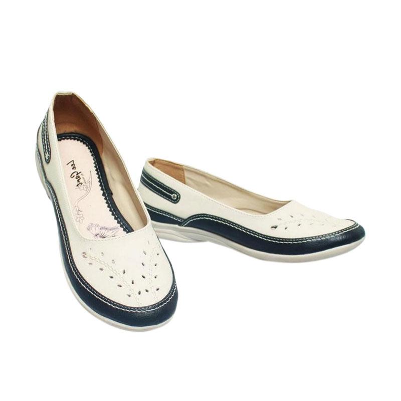 Basama Soga Flat Shoes 984 Sepatu Wanita - Hitam