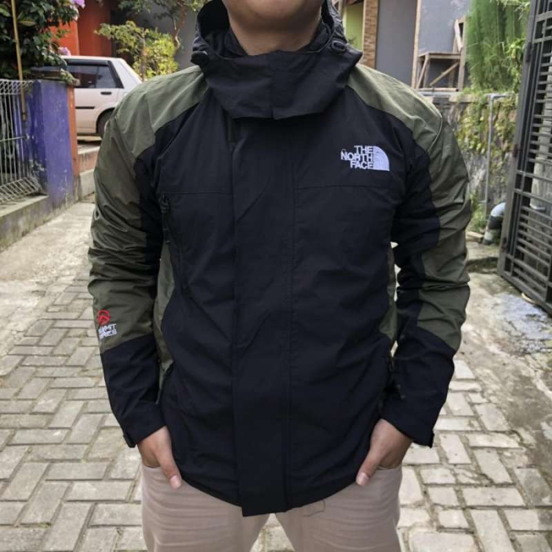 Jaket tnf deals summit series