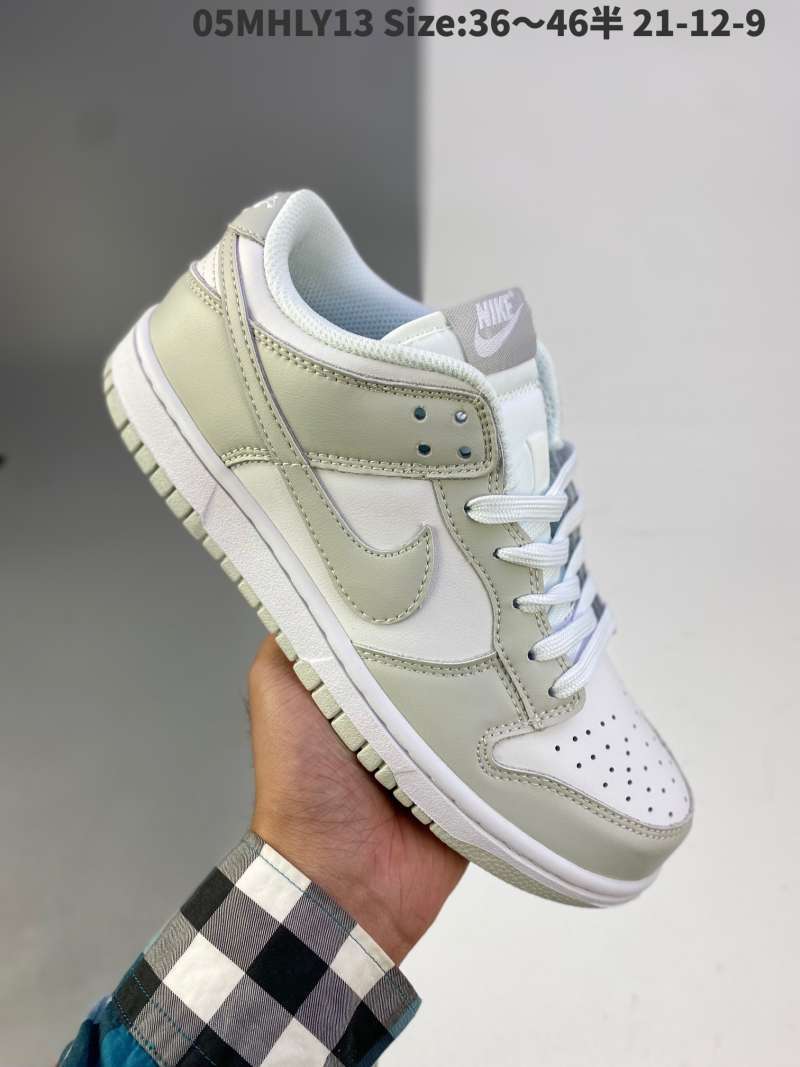 blue and white sb dunks