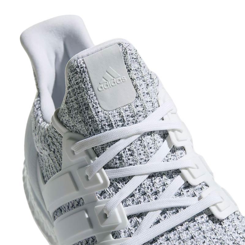 Jual Adidas Ultraboost Men Running Shoes F36155 Online September 2020 Blibli Com