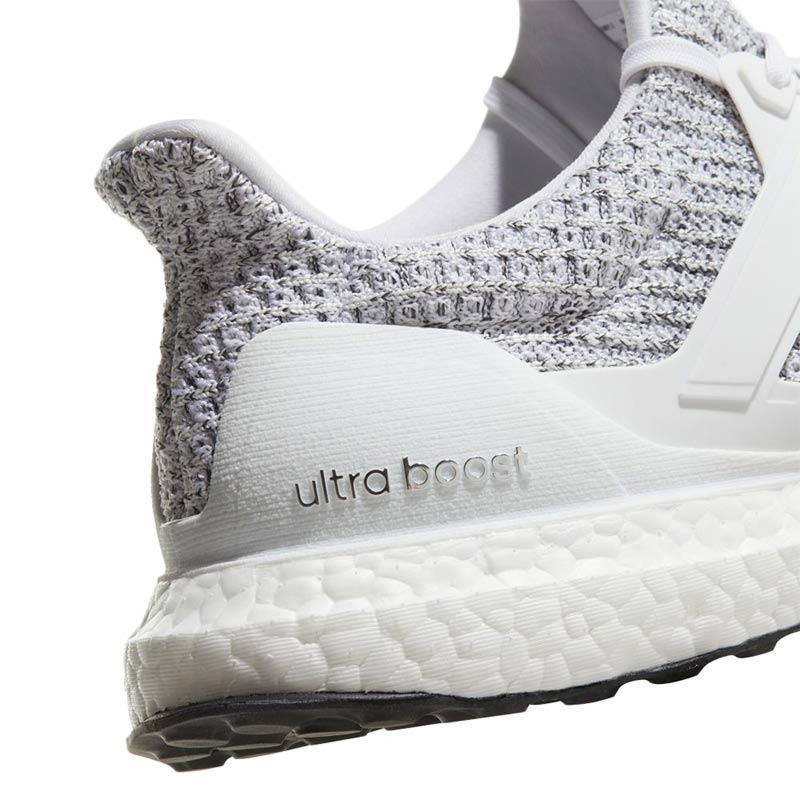 Jual Adidas Ultraboost Men Running Shoes F36155 Online September 2020 Blibli Com