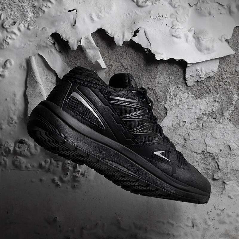 salomon odyssey advanced black