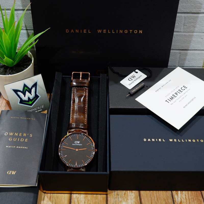 7 Perbedaan Jam Tangan Daniel Wellington Asli dan KW Blibli Friends