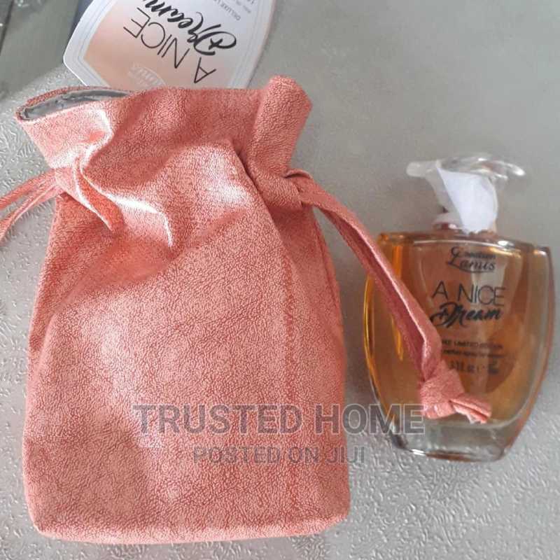 A nice shop dream perfume