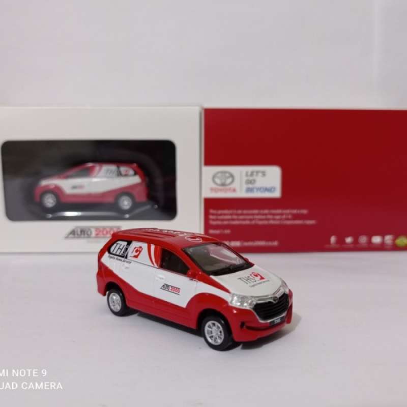 Diecast auto 2000 hot sale