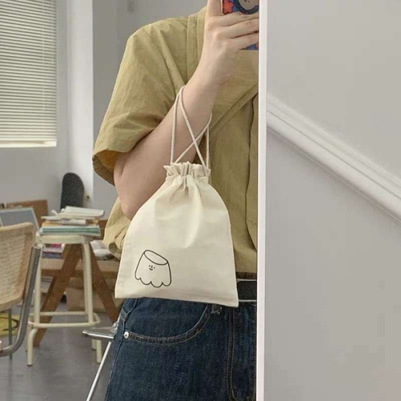 Promo Unik Pouch Serus Blacu Kantong Sling Bag Tas Travel Gambar Totoro Serbaguna M Terbatas Diskon 13 Di Seller Qunokol Ujung Menteng Kota Jakarta Timur Blibli