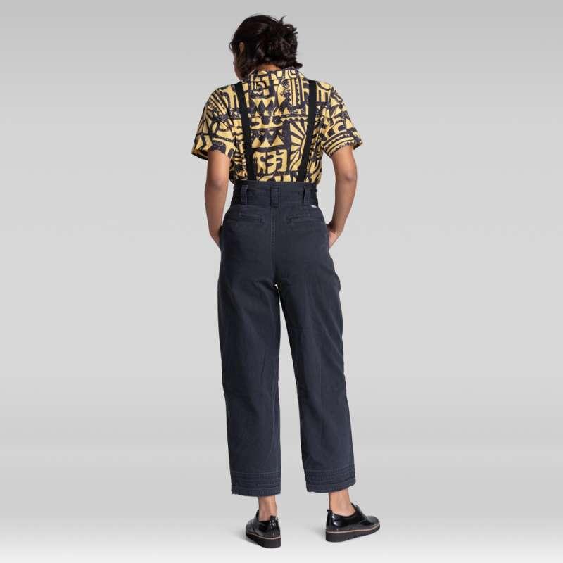 El online pleated jeans
