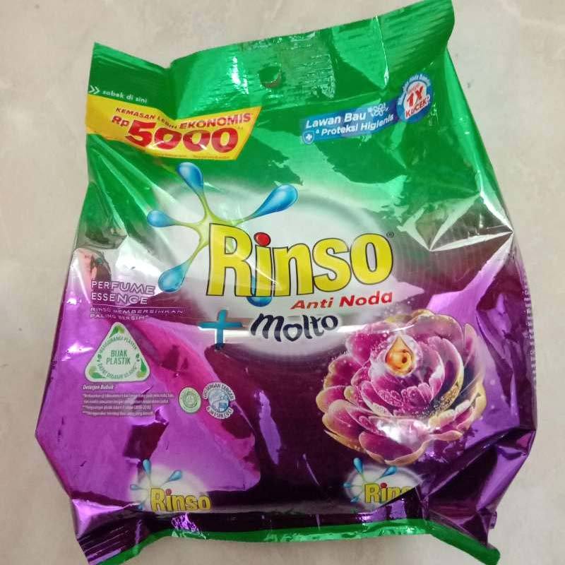 Jual RINSO Molto Perfume Essence Deterjen 240 g di Seller Galeri