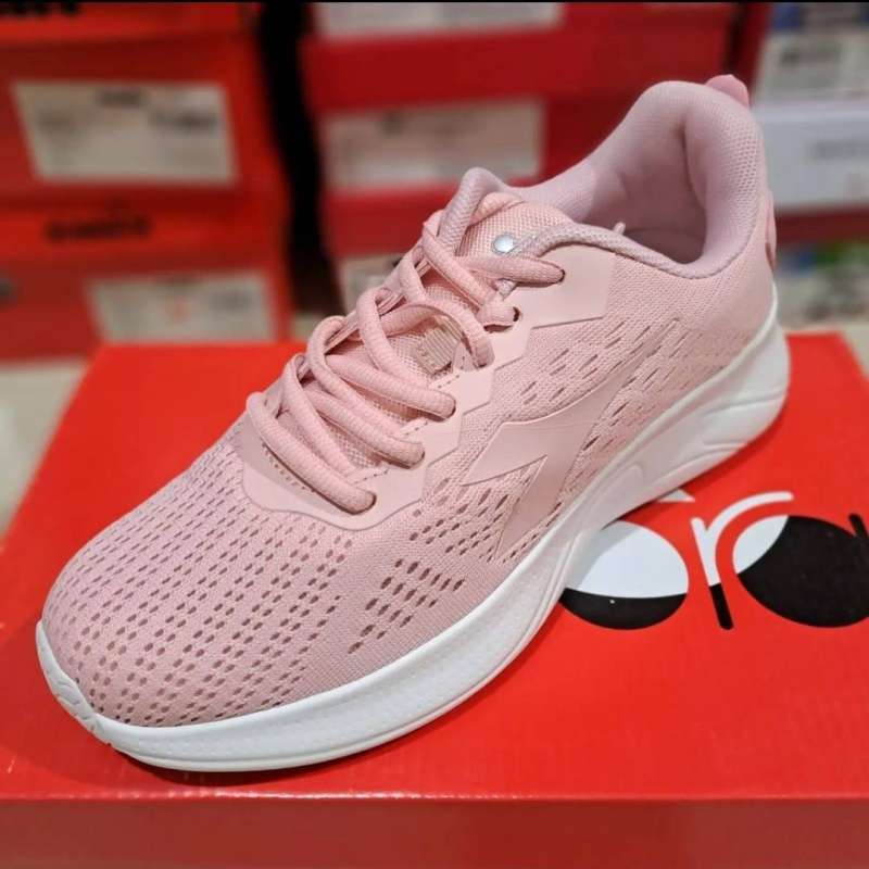 Diadora pink hot sale