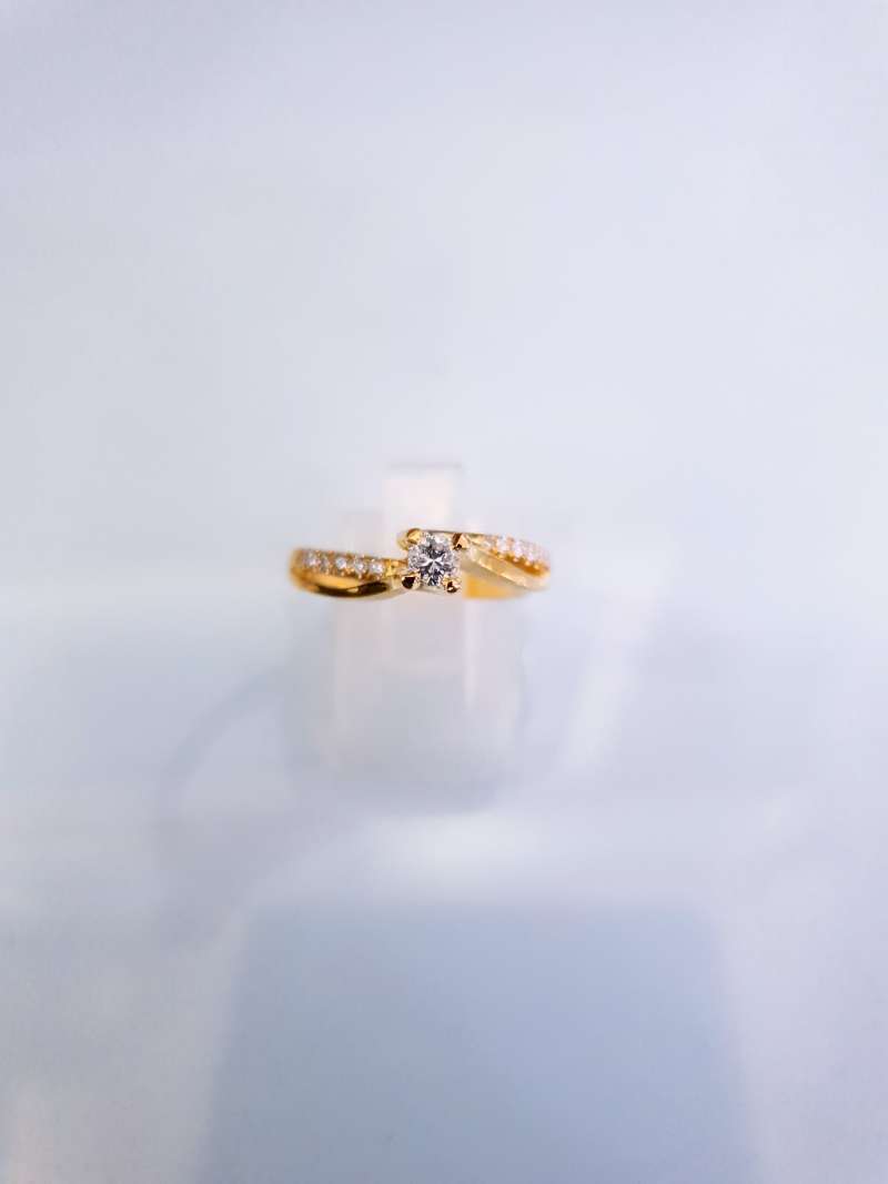 Jual Cincin Emas Kuning Berlian Asli Online Februari 2021 Blibli