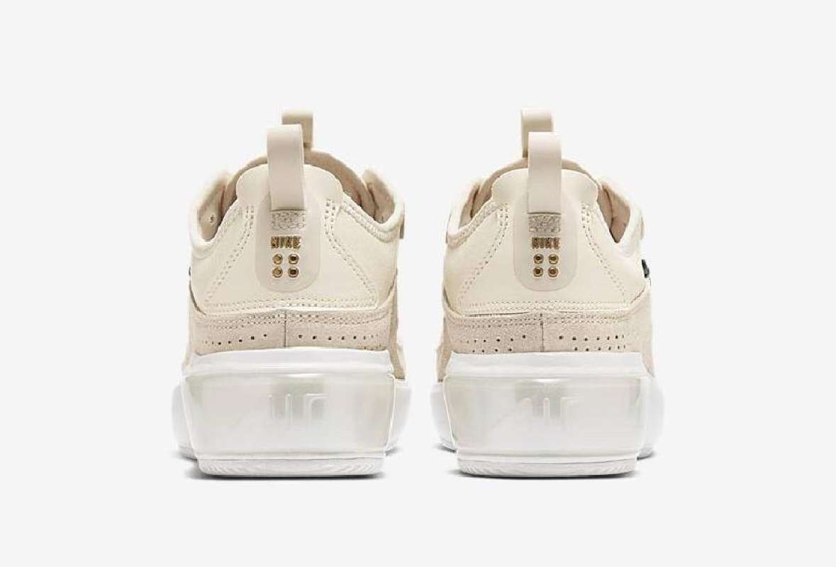 Jual NIKE AIR MAX DIA SE LIGHT CREAM METALLIC GOLD ORIGINAL di