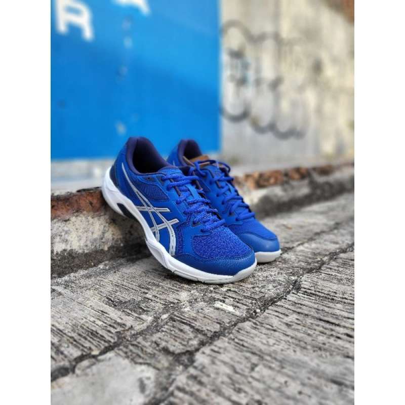Sepatu voli asics gel new arrivals rocket