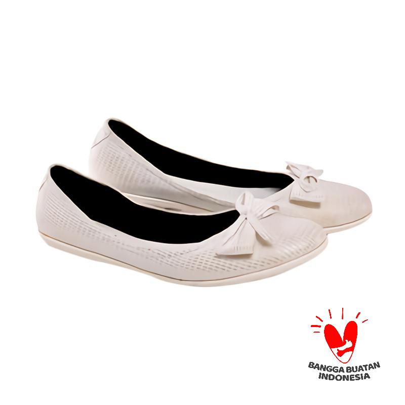 Spiccato SP 557-04 Sepatu Slip On Wanita - Putih
