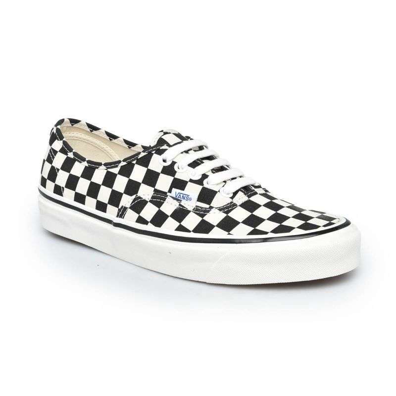 Vans authentic shop lubang tali 4