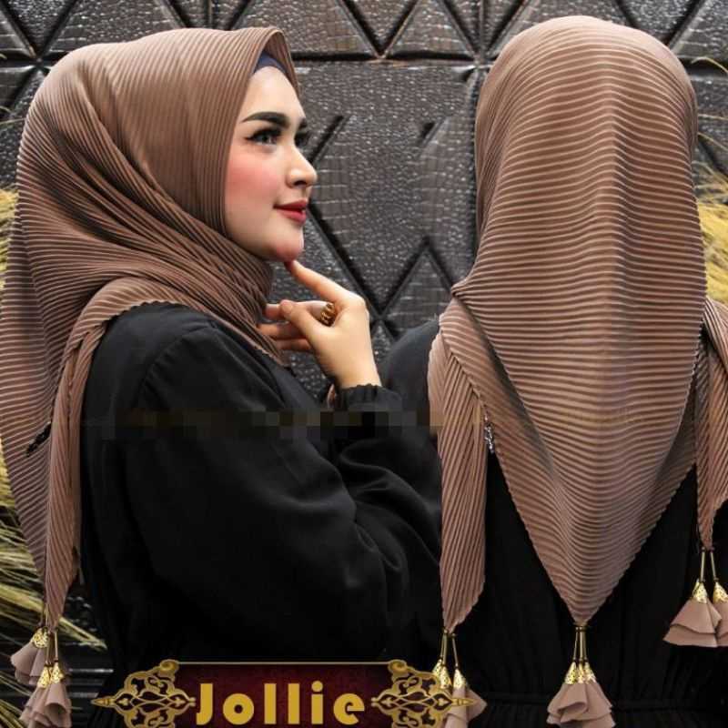 kerudung plisket segi empat