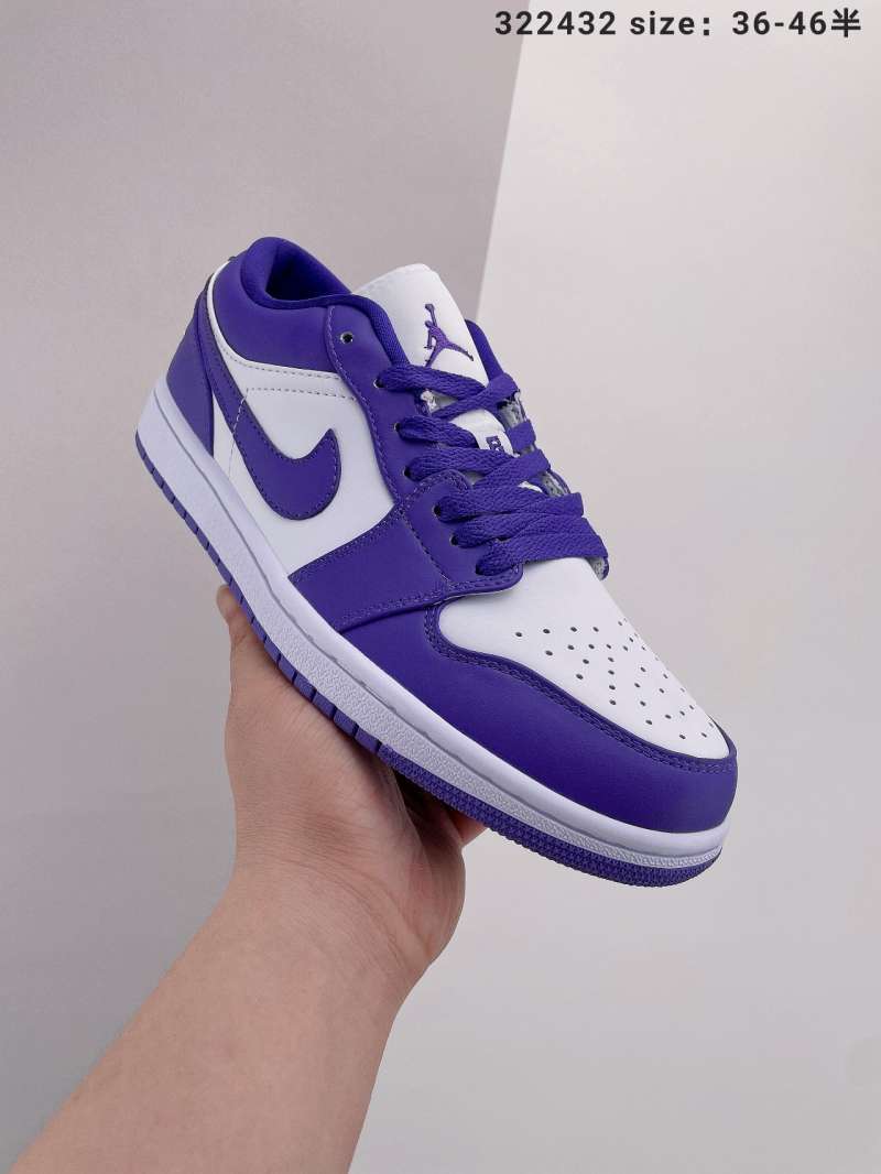 nike shoes color purple