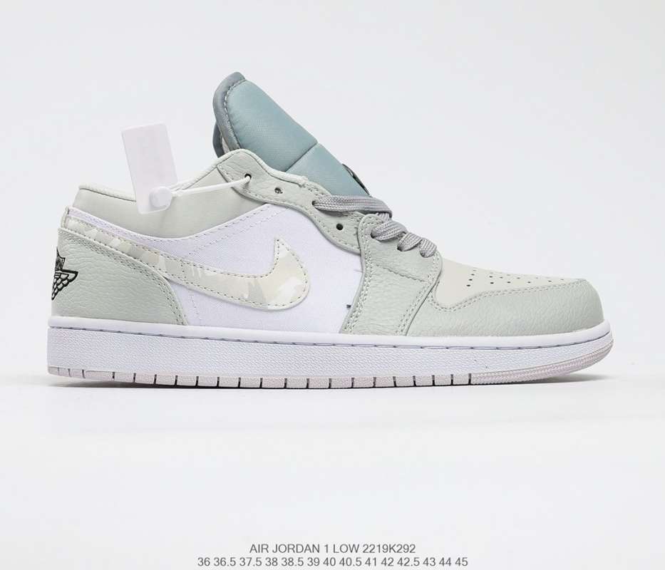 nike shoes light grey