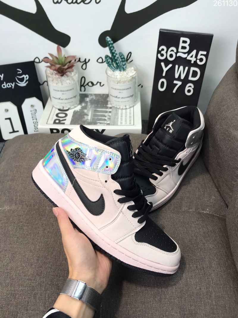 Promo NIKE AIR JORDAN 1 Mid fashion laser reflective non slip NIKE AIR  JORDAN AJ1 mid top sneaker 261 - 36 di Seller Cai Wu Official Store -  Indonesia | Blibli