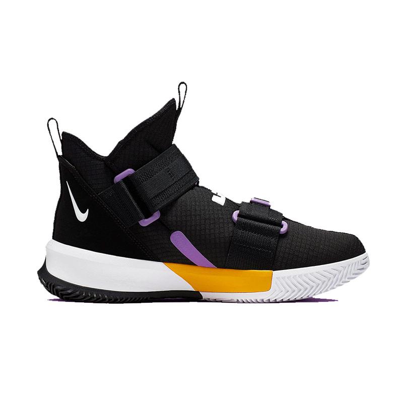 Sepatu nike lebron top