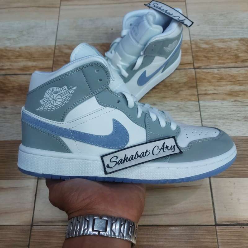 jordan 1 mid wolf grey aluminum release date