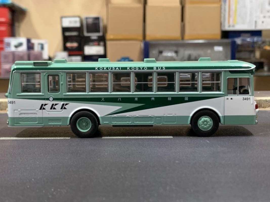TOMICA LIMITED VINTAGE NEO/LV-N09a/いすゞBU04型バス国際興業