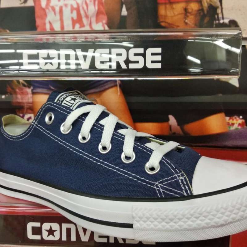 Sepatu converse deals original biru dongker