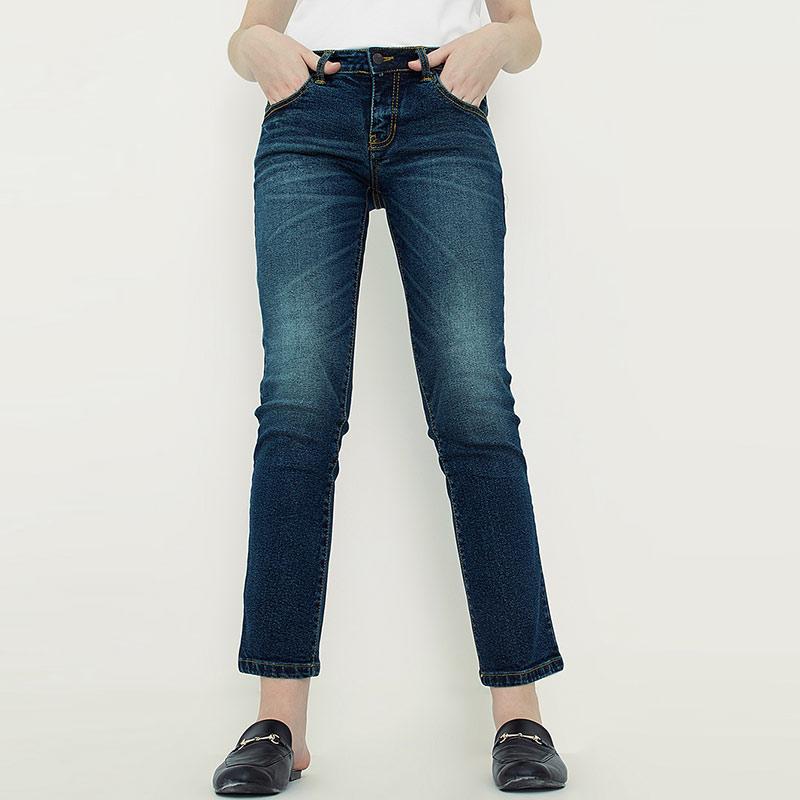 Dust jeans 2025