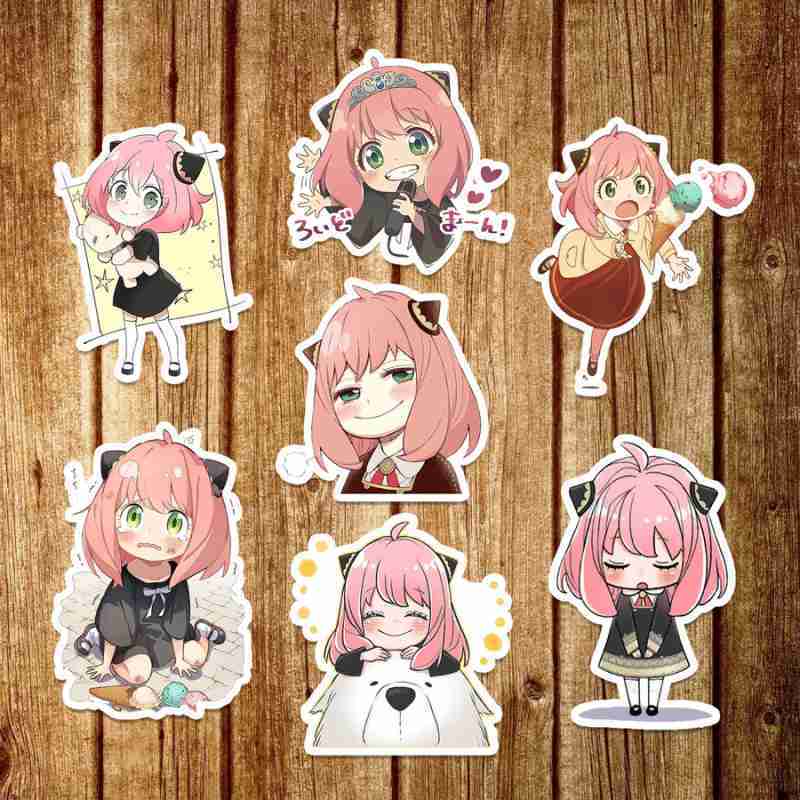 Stiker Pack Anya Forger Spy x Family dengan 7 Pcs Die Cut, Vinyl Anti Air dan Panas untuk Mobil, Koper, Buku, serta Kaca, Ukuran 5-8 cm. Cocok Kolektor!