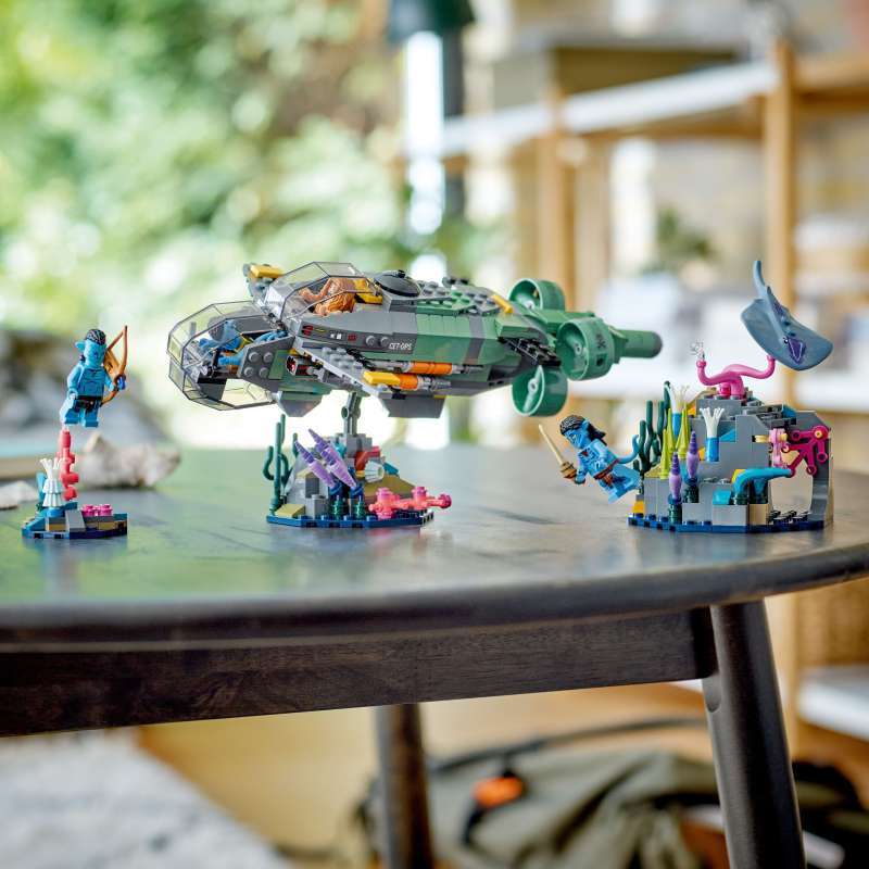 Lego Movie Submarine LEGO Avatar Mako Submarine 75577 Model Mainan