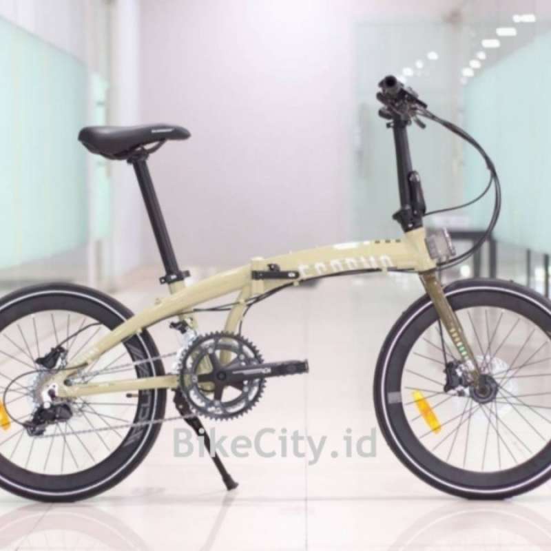 Element ecosmo 16 inch 2025