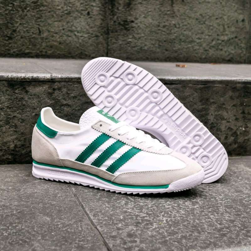 Harga sepatu adidas deals sl 72