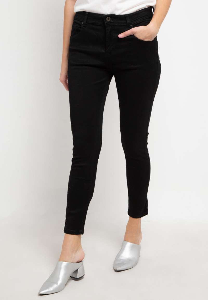 Promo TRIPLE Ladies Celana Jeans 