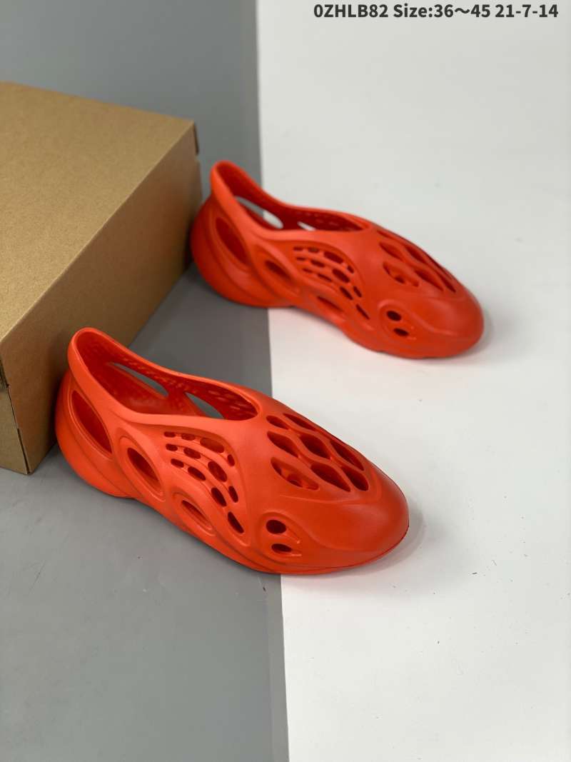 yeezy foam runner size 14