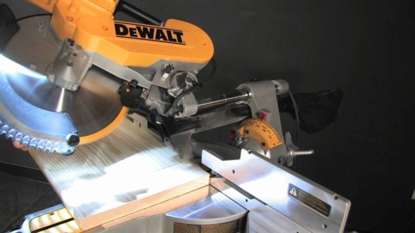 Jual New DEWALT DWS780 DWS 780 Mesin 